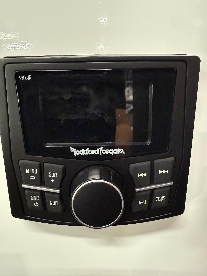 ROCKFORD FOSGATE CLEARANCE 701-498-4660